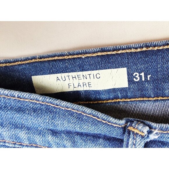 Gap 1969 Size 12 Regular Womens 31X32 Authentic Flare Blue Denim 5 Pocket Jeans - Picture 5 of 12